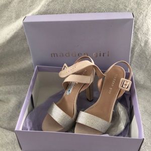 Súper High heels! With bling!